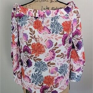 NWOT INC floral blossom blouse